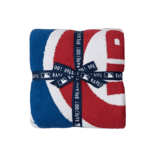 BAREFOOTDREAMS: CozyChic® Chicago Cubs™ Throw guys-and-co