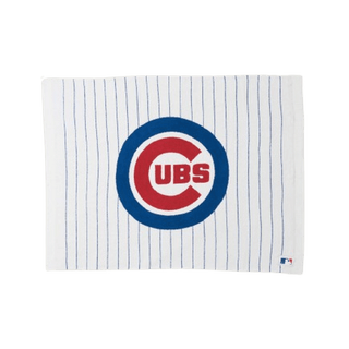 BAREFOOTDREAMS: CozyChic® Chicago Cubs™ Throw guys-and-co