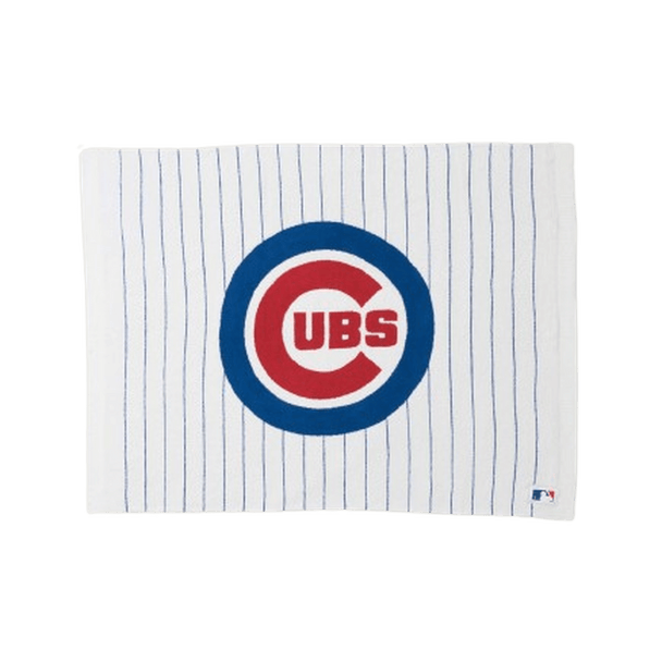 BAREFOOTDREAMS: CozyChic® Chicago Cubs™ Throw guys-and-co